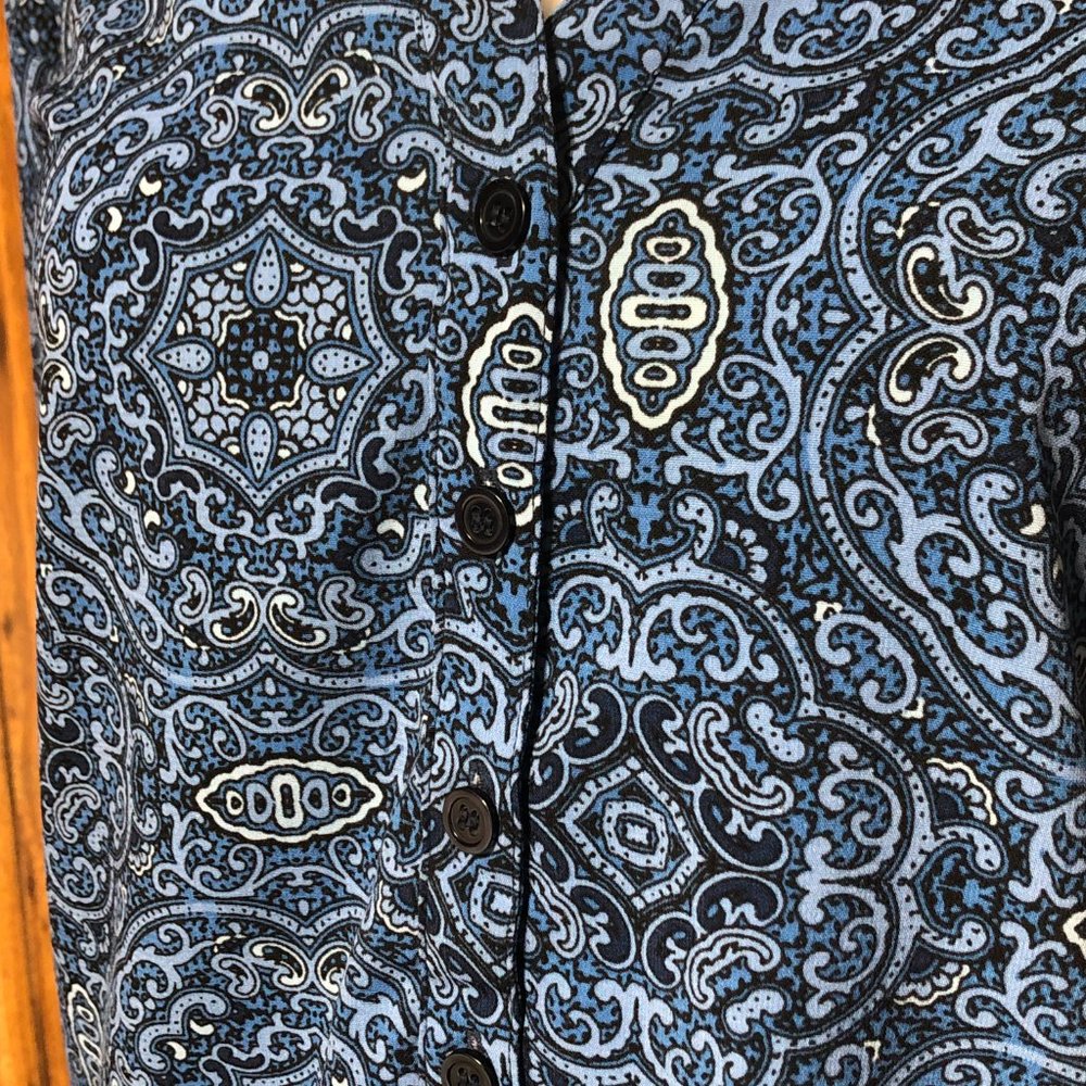 Catherine's PETITE Blue Print blouse - Picture 3 of 4